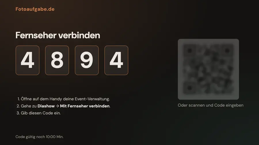 Die Seite fotoaufgabe.de/tv am Fernseher: vierstelliger Code und QR-Code